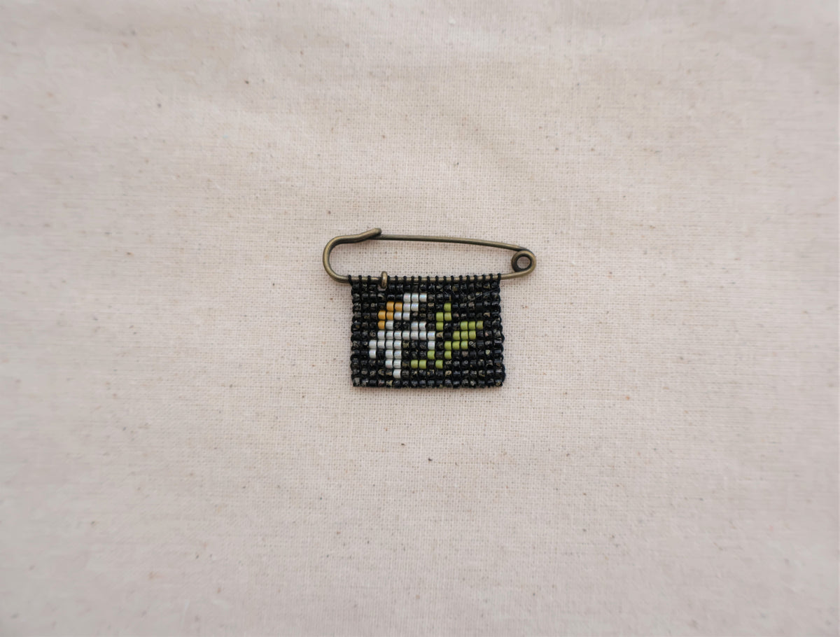 Chamomile Miyuki Glass Bead Brooch